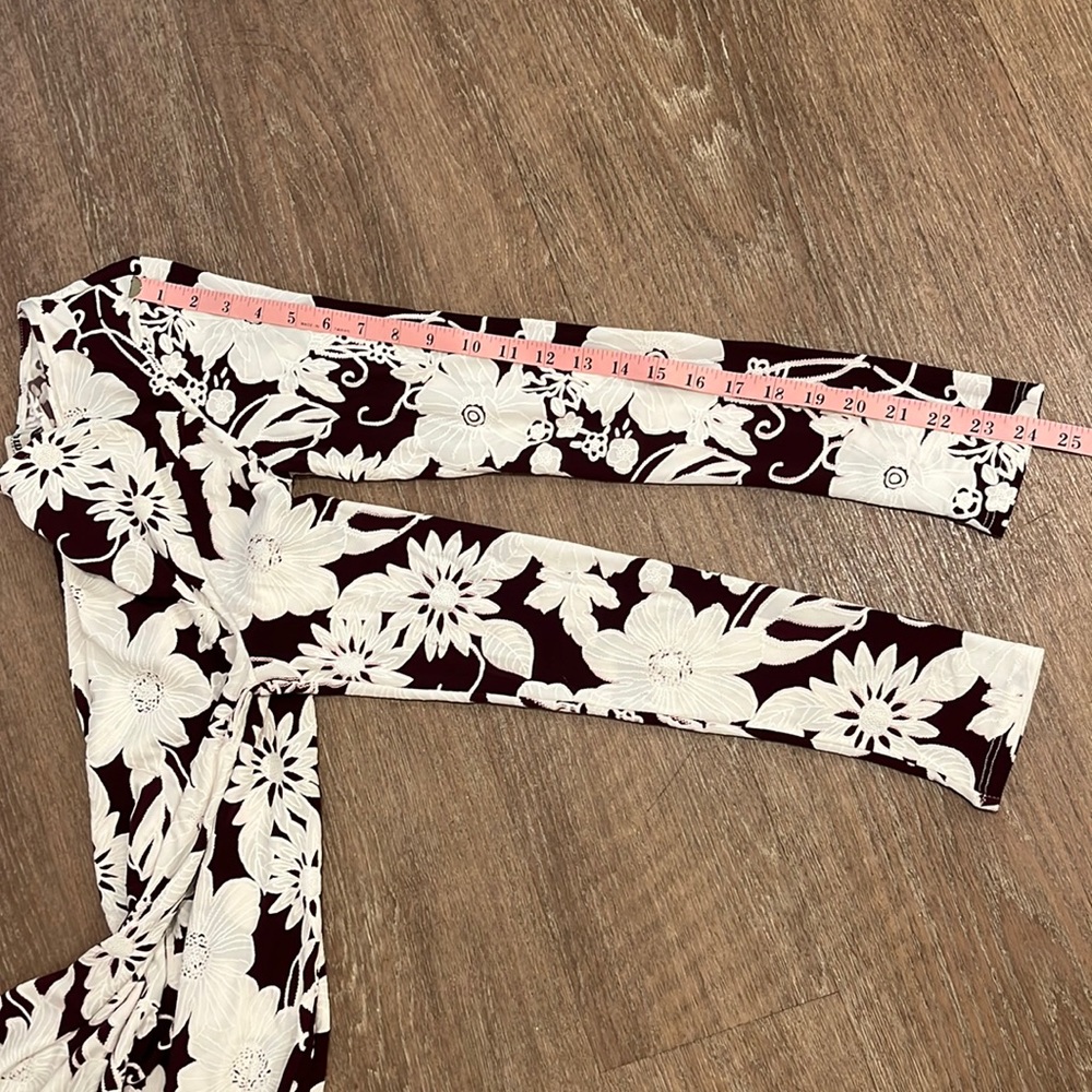 Show Me Your Mumu Tyler Tunic Dress ~ in Burgundy Bloom Spandy - Picture 7 of 10
